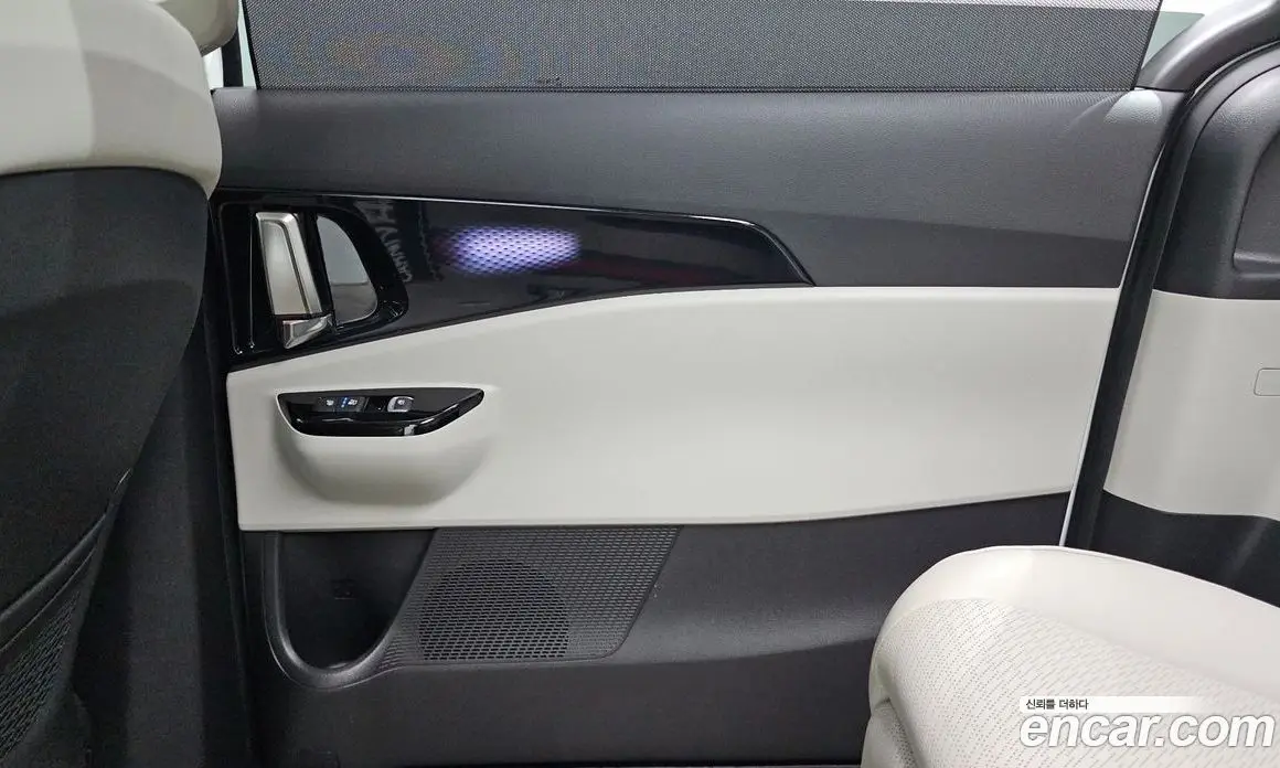 Kia Carnival 2023 3.5 автомат (гидро), фото 15 Kia Carnival 2023 3.5 автомат (гидро), фото 15