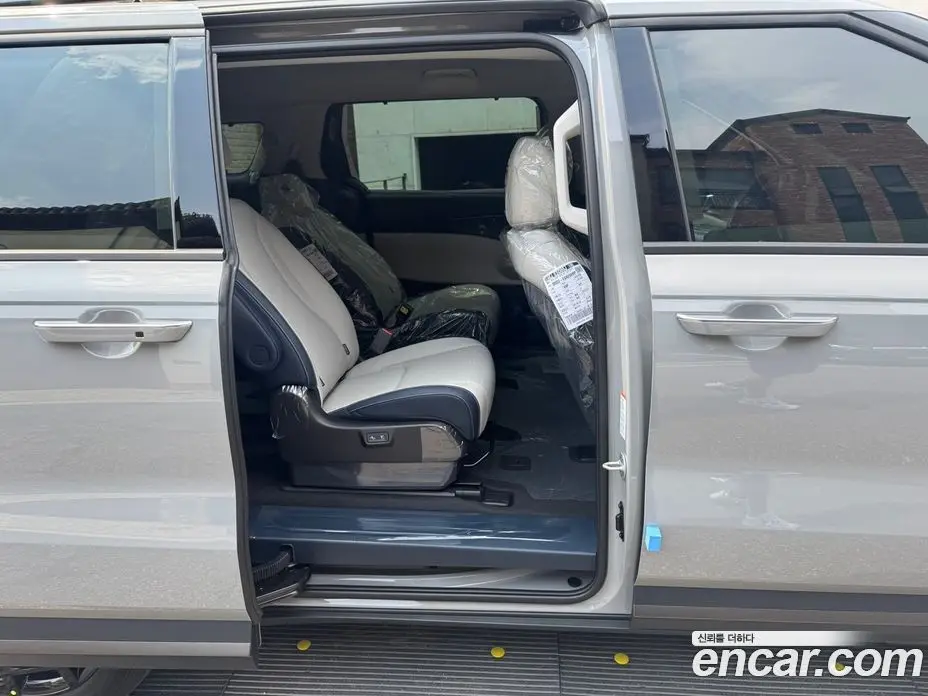 Kia Carnival 2025 1.6 автомат (гидро), фото 14 Kia Carnival 2025 1.6 автомат (гидро), фото 14
