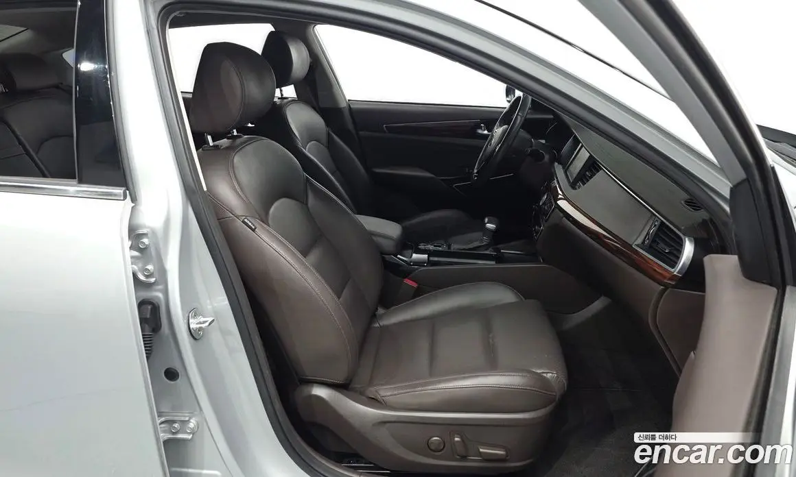 Kia K7 2016 2.4 автомат (гидро), фото 16 Kia K7 2016 2.4 автомат (гидро), фото 16