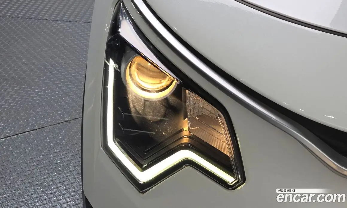 Kia Niro 2023 1.6 автомат (гидро), фото 8 Kia Niro 2023 1.6 автомат (гидро), фото 8