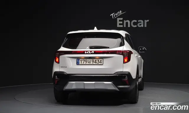 Kia Seltos 2023 2.0 автомат (гидро), миниатюра 4 Kia Seltos 2023 2.0 автомат (гидро), миниатюра 4