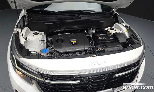 Kia Seltos 2023 2.0 автомат (гидро), миниатюра 6 Kia Seltos 2023 2.0 автомат (гидро), миниатюра 6