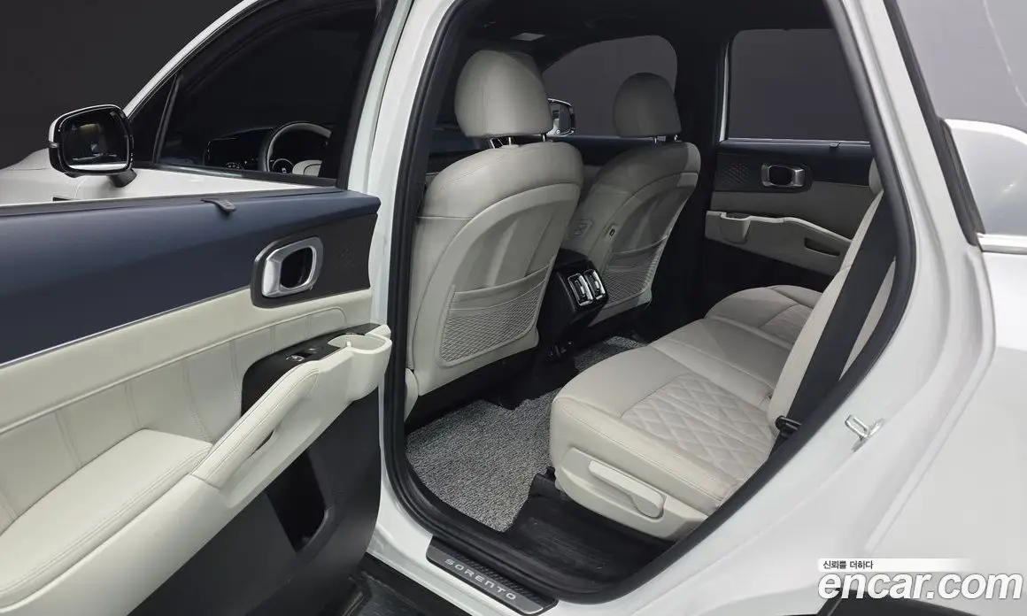 Kia Sorento 2023 1.6 автомат (гидро), фото 18