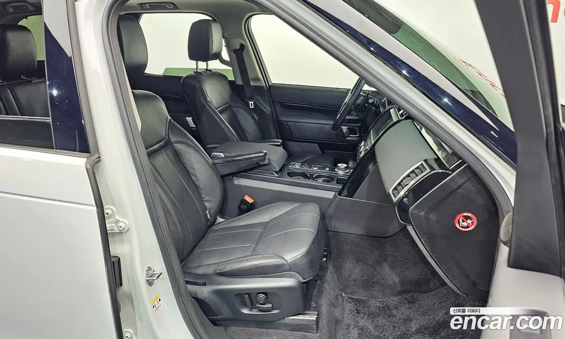 Land Rover Discovery 2019 3.0 автомат (гидро), фото 17