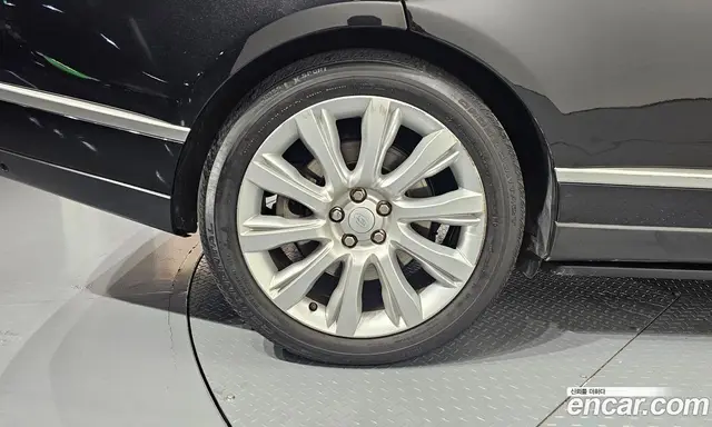 Land Rover Range Rover 2016 5.0 автомат (гидро), миниатюра 4 Land Rover Range Rover 2016 5.0 автомат (гидро), миниатюра 4