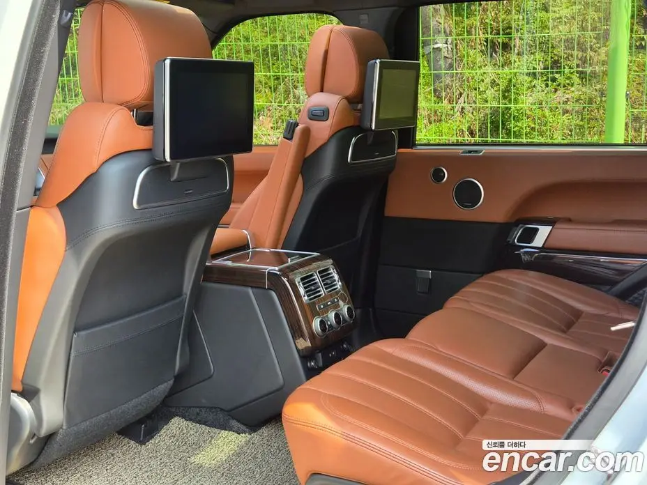 Land Rover Range Rover 2017 4.4 автомат (гидро), фото 13 Land Rover Range Rover 2017 4.4 автомат (гидро), фото 13