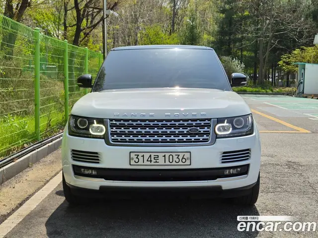 Land Rover Range Rover 2017 4.4 автомат (гидро), миниатюра 3 Land Rover Range Rover 2017 4.4 автомат (гидро), миниатюра 3