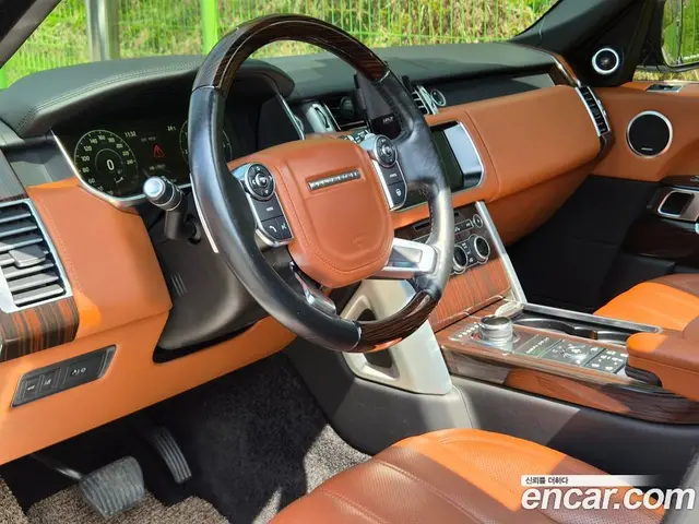 Land Rover Range Rover 2017 4.4 автомат (гидро), миниатюра 9 Land Rover Range Rover 2017 4.4 автомат (гидро), миниатюра 9