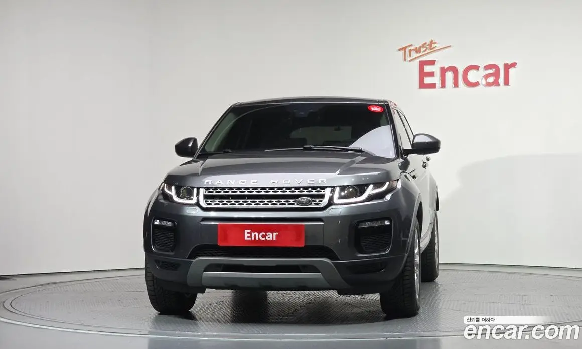 Land Rover Range Rover Evoque 2018 2.0 автомат (гидро), фото 3 Land Rover Range Rover Evoque 2018 2.0 автомат (гидро), фото 3