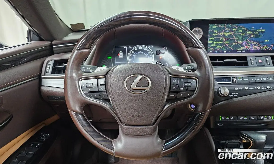 Lexus ES 2021 2.5 автомат (гидро), фото 19 Lexus ES 2021 2.5 автомат (гидро), фото 19
