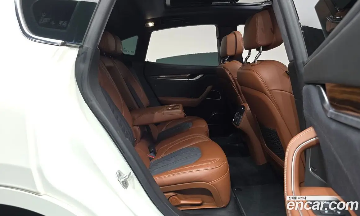 Maserati Levante 2018 3.0 автомат (гидро), фото 17