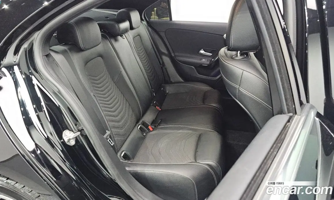 Mercedes-Benz A-Class 2020 2.0 автомат (гидро), фото 17
