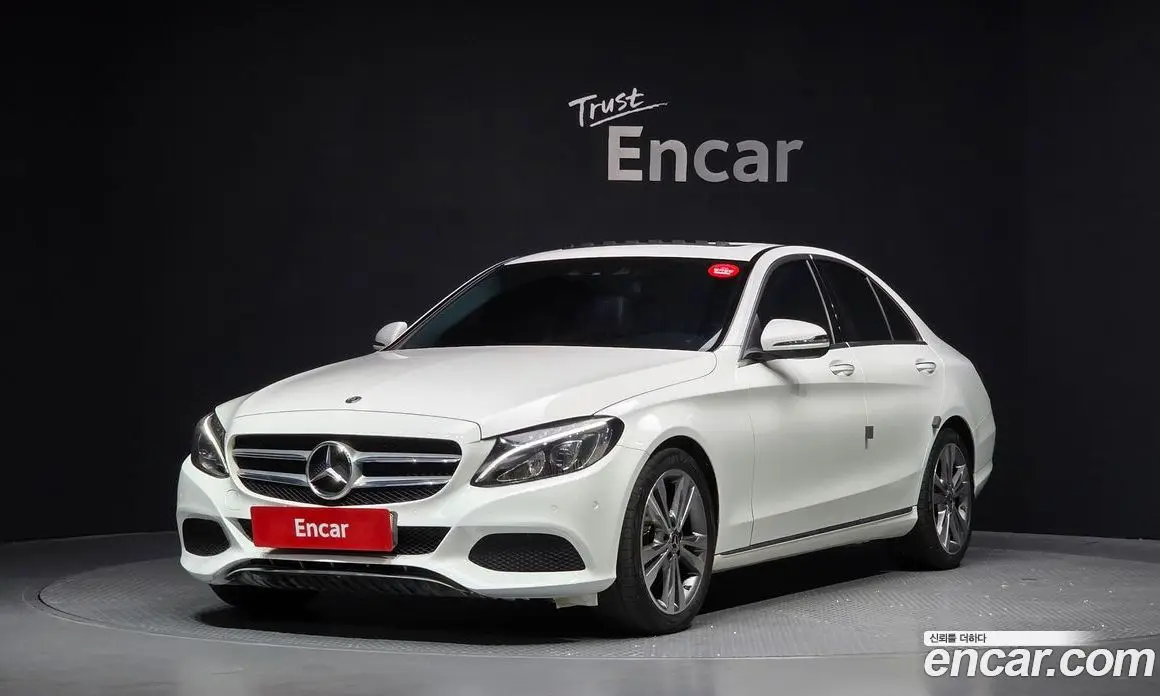Mercedes-Benz C-Class 2017 2.0 автомат (гидро), фото 1