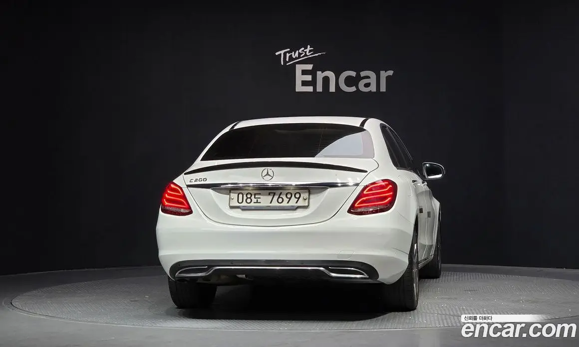 Mercedes-Benz C-Class 2017 2.0 автомат (гидро), фото 4