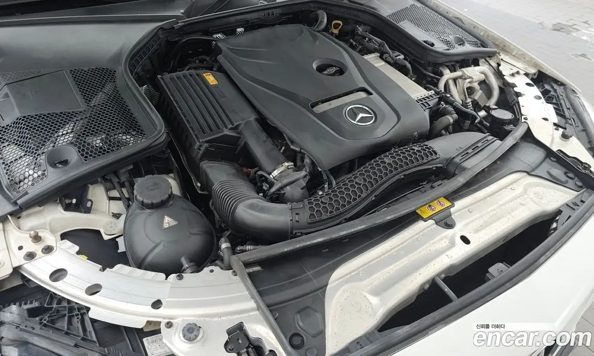 Mercedes-Benz C-Class 2017 2.0 автомат (гидро), фото 6