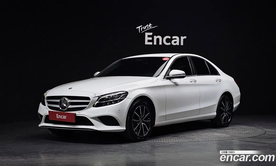 Mercedes-Benz C-Class 2020 2.0 автомат (гидро), фото 1 Mercedes-Benz C-Class 2020 2.0 автомат (гидро), фото 1