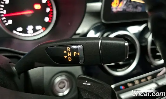 Mercedes-Benz C-Class 2020 2.0 автомат (гидро), миниатюра 12