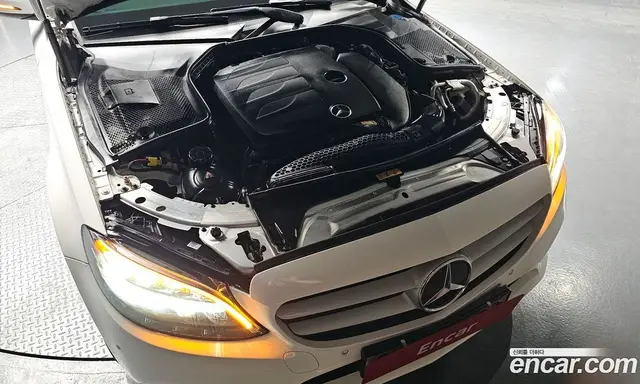 Mercedes-Benz C-Class 2020 2.0 автомат (гидро), миниатюра 6 Mercedes-Benz C-Class 2020 2.0 автомат (гидро), миниатюра 6