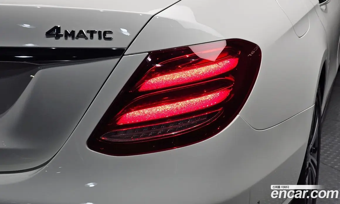 Mercedes-Benz E-Class 2017 1.9 автомат (гидро), фото 8 Mercedes-Benz E-Class 2017 1.9 автомат (гидро), фото 8