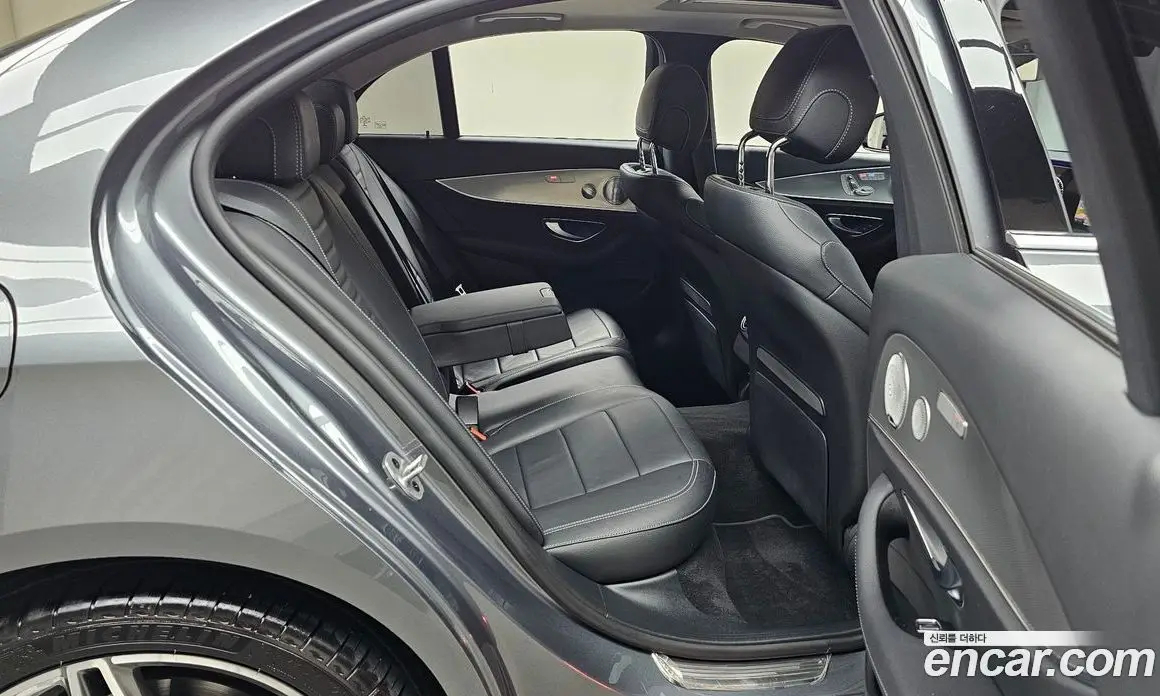Mercedes-Benz E-Class 2020 2.0 автомат (гидро), фото 16
