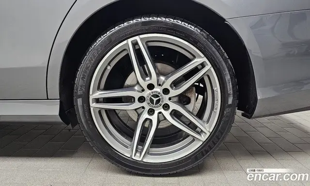 Mercedes-Benz E-Class 2020 2.0 автомат (гидро), миниатюра 6
