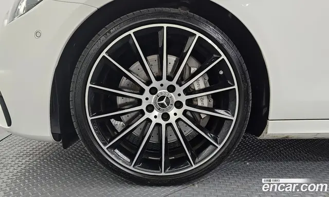 Mercedes-Benz E-Class 2023 2.0 автомат (гидро), миниатюра 5 Mercedes-Benz E-Class 2023 2.0 автомат (гидро), миниатюра 5
