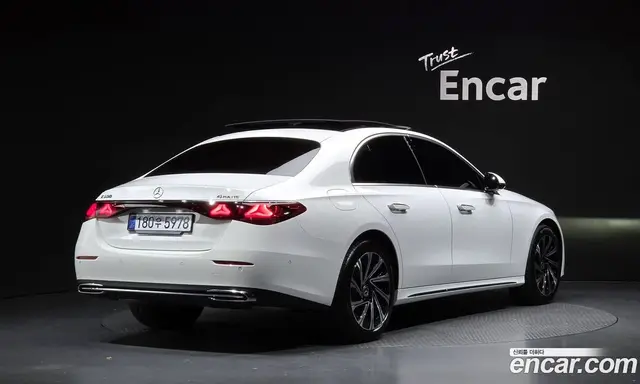 Mercedes-Benz E-Class, 2025, 4 373 км
