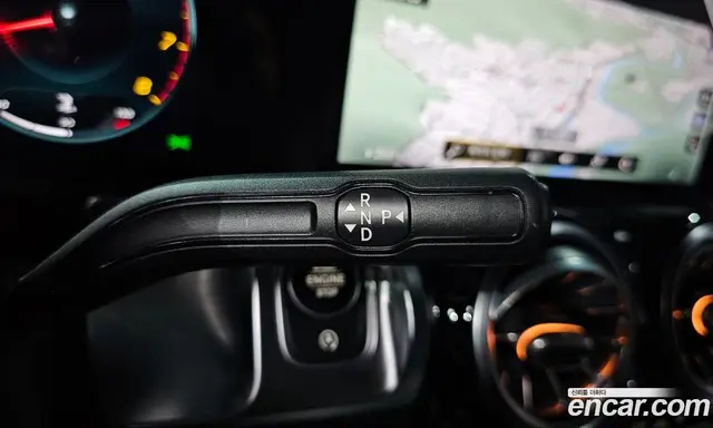 Mercedes-Benz GLB-Class 2021 2.0 автомат (гидро), миниатюра 12