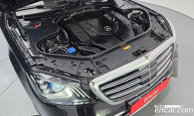 Mercedes-Benz S-Class 2019 4.0 автомат (гидро), миниатюра 6