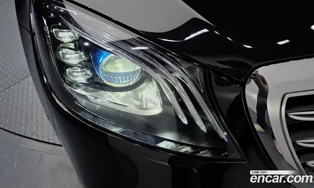 Mercedes-Benz S-Class 2019 4.0 автомат (гидро), миниатюра 8
