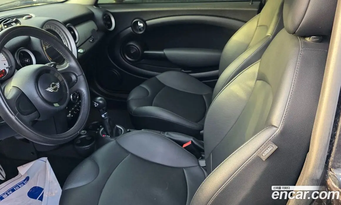 Mini Cooper 2012 2.0 автомат (гидро), фото 5 Mini Cooper 2012 2.0 автомат (гидро), фото 5