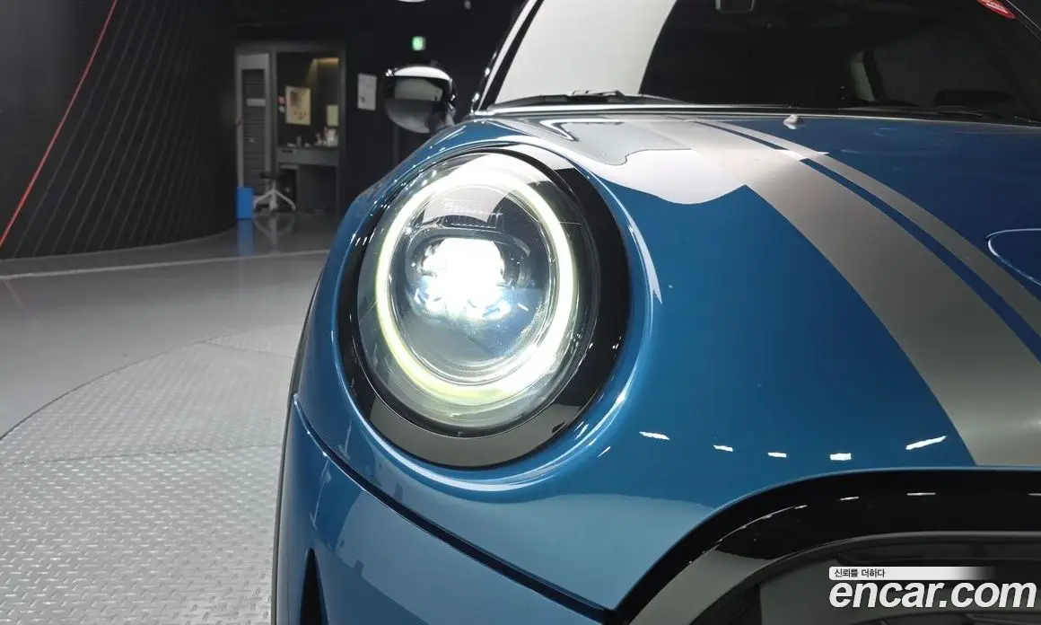 Mini Cooper 2021 2.0 автомат (гидро), фото 8 Mini Cooper 2021 2.0 автомат (гидро), фото 8