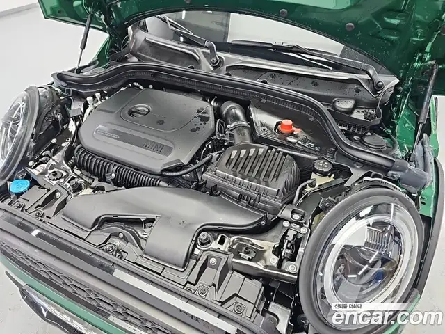 Mini Cooper 2024 2.0 автомат (гидро), миниатюра 5