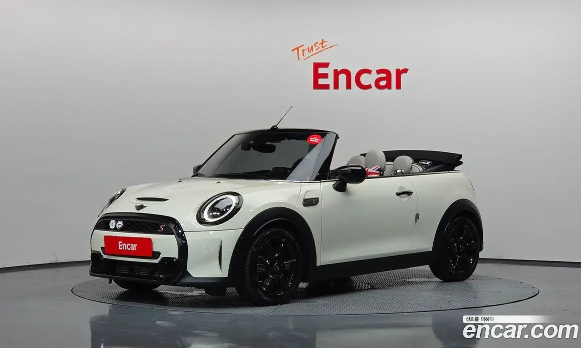 Mini Cooper Convertible 2022 2.0 автомат (гидро), фото 1 Mini Cooper Convertible 2022 2.0 автомат (гидро), фото 1