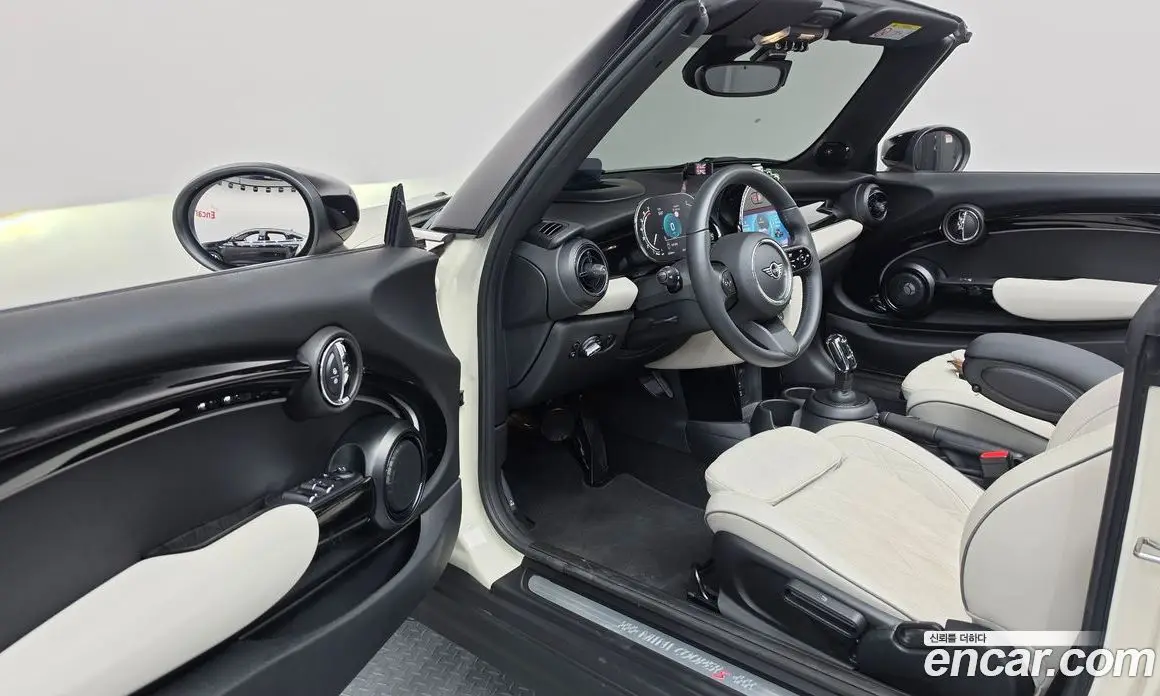 Mini Cooper Convertible 2022 2.0 автомат (гидро), фото 13 Mini Cooper Convertible 2022 2.0 автомат (гидро), фото 13