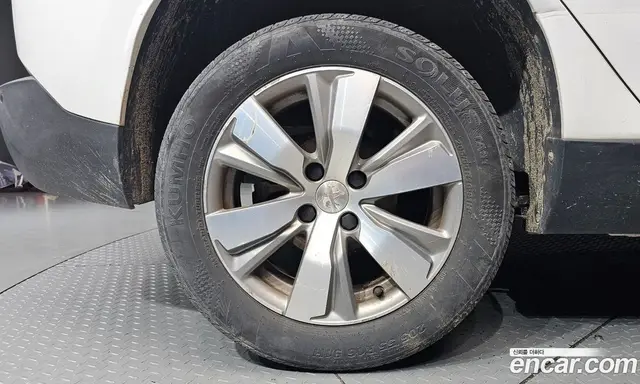 Peugeot 2008 2017 1.6 автомат (гидро), миниатюра 5