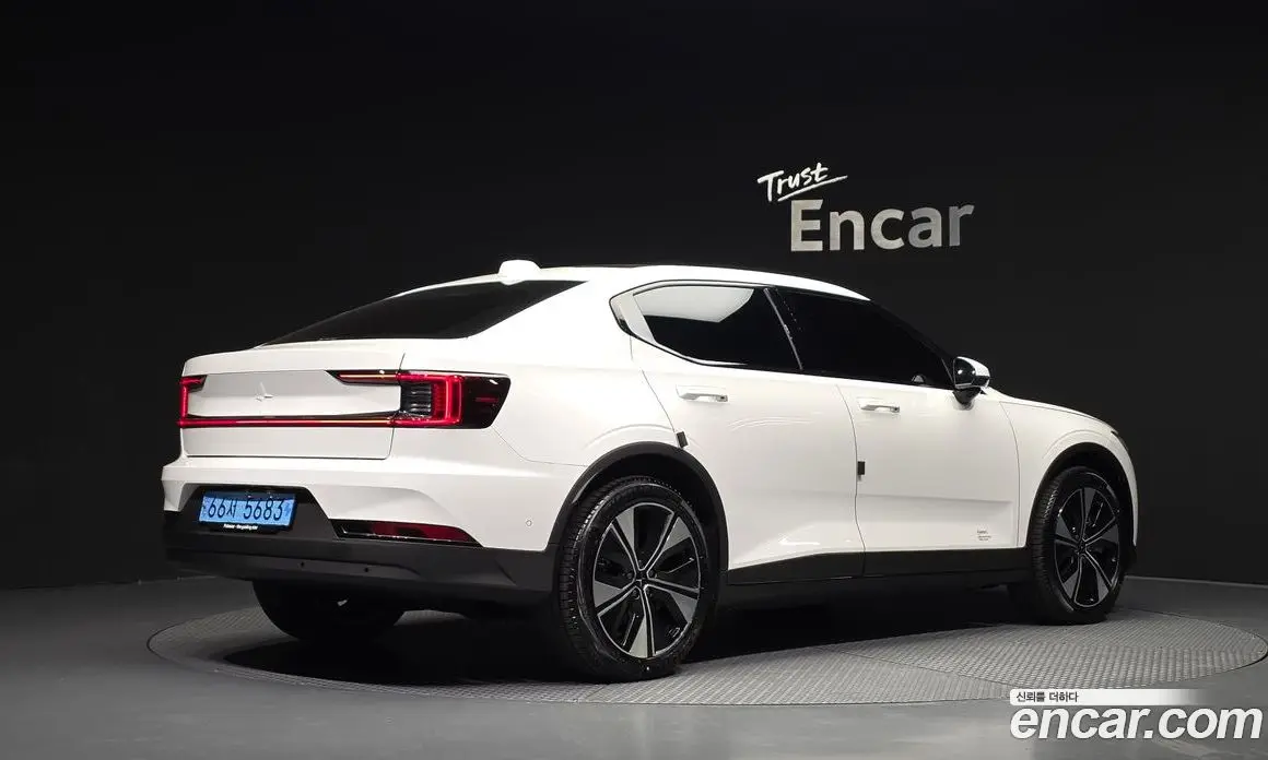 Polestar Polestar 2 2023 0.2 автомат (гидро), фото 2 Polestar Polestar 2 2023 0.2 автомат (гидро), фото 2