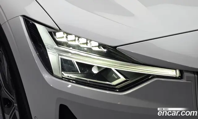 Polestar Polestar 2 2023 0.2 автомат (гидро), миниатюра 8 Polestar Polestar 2 2023 0.2 автомат (гидро), миниатюра 8