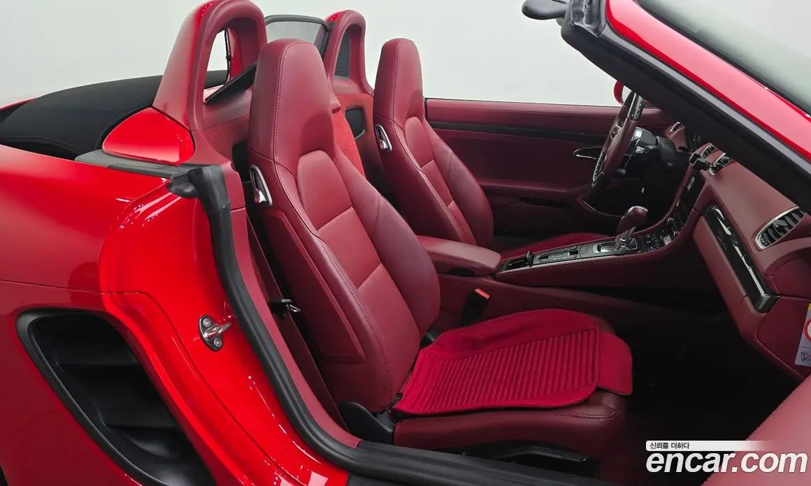 Porsche 718 2018 2.0 автомат (гидро), фото 16 Porsche 718 2018 2.0 автомат (гидро), фото 16