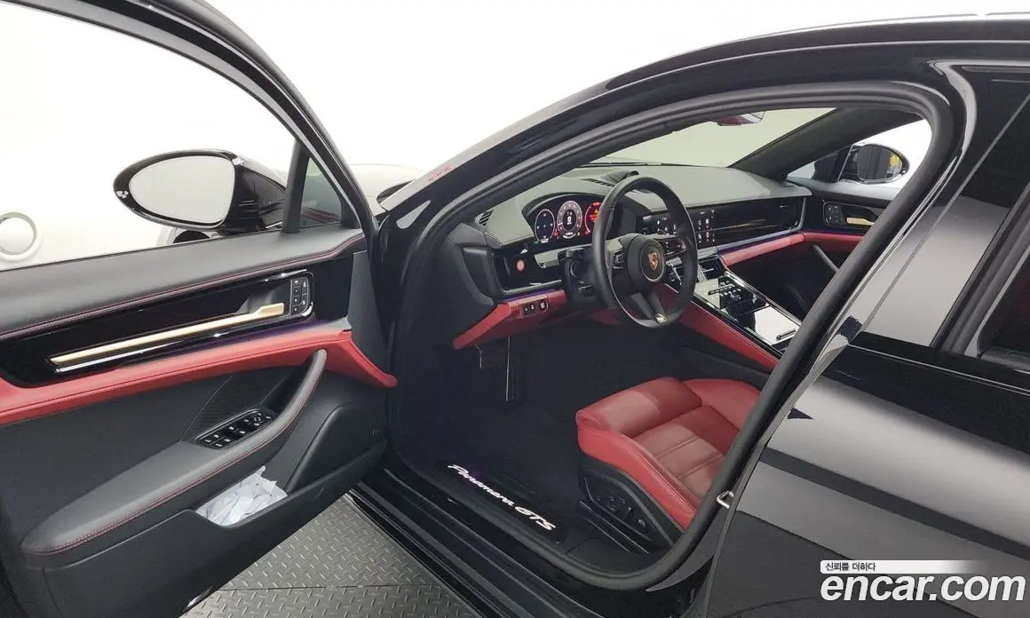 Porsche Panamera 2025 4.0 автомат (гидро), фото 13 Porsche Panamera 2025 4.0 автомат (гидро), фото 13