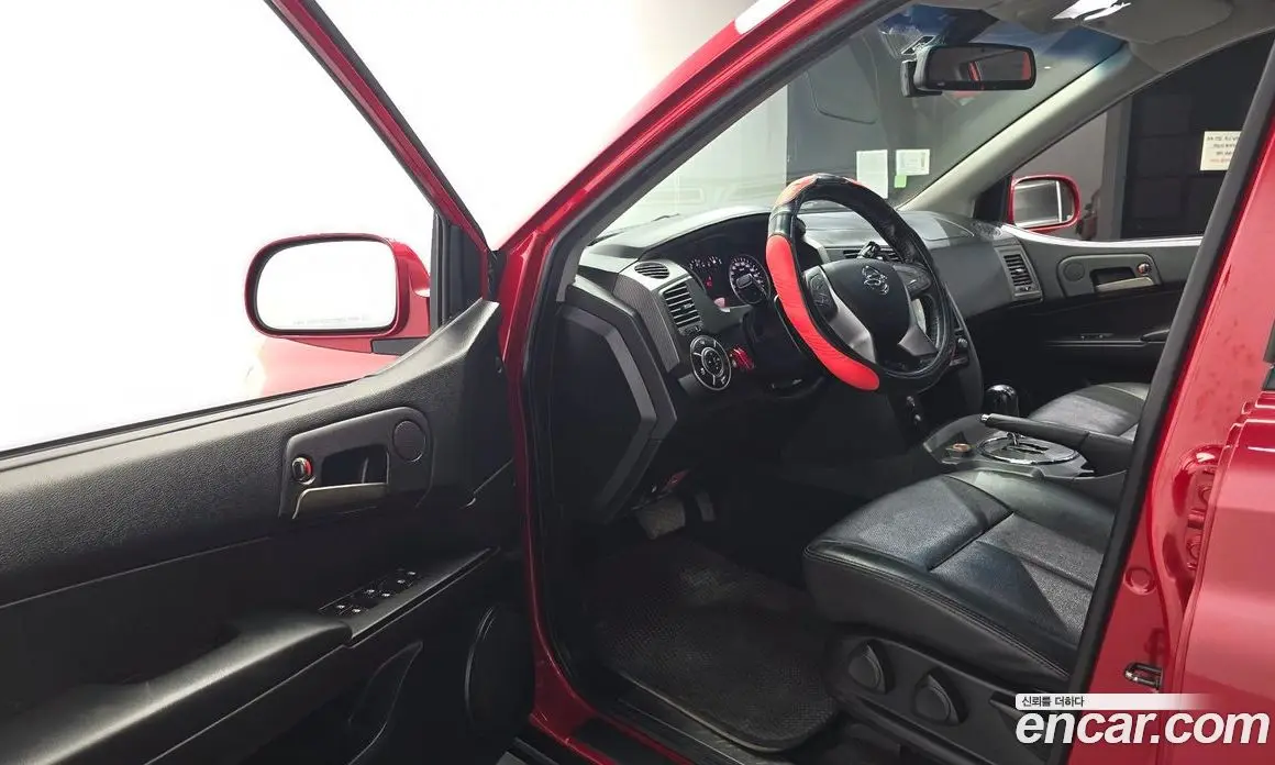 SsangYong Korando 2015 2.0 автомат (гидро), фото 13