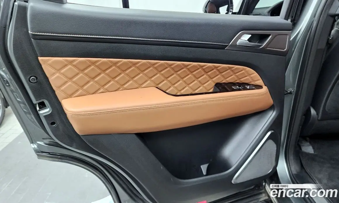 SsangYong Rexton 2019 2.2 автомат (гидро), фото 15 SsangYong Rexton 2019 2.2 автомат (гидро), фото 15