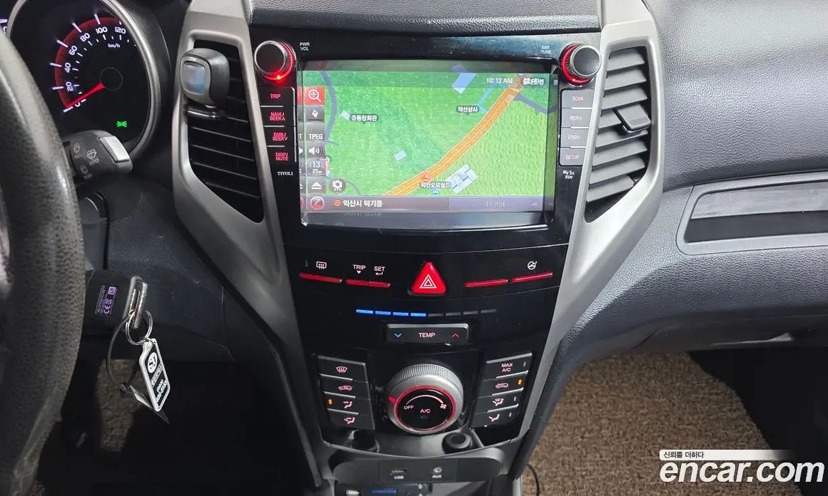 SsangYong TIBOLI 2015 1.6 автомат (гидро), фото 16