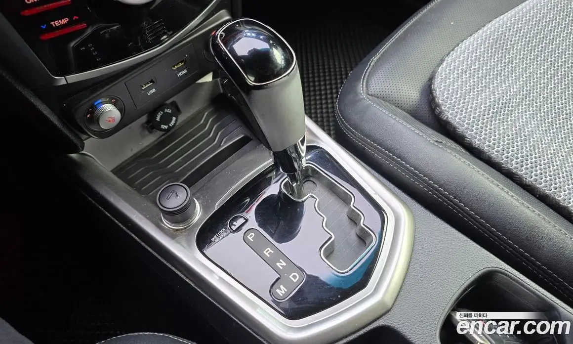 SsangYong TIBOLI 2015 1.6 автомат (гидро), фото 12 SsangYong TIBOLI 2015 1.6 автомат (гидро), фото 12