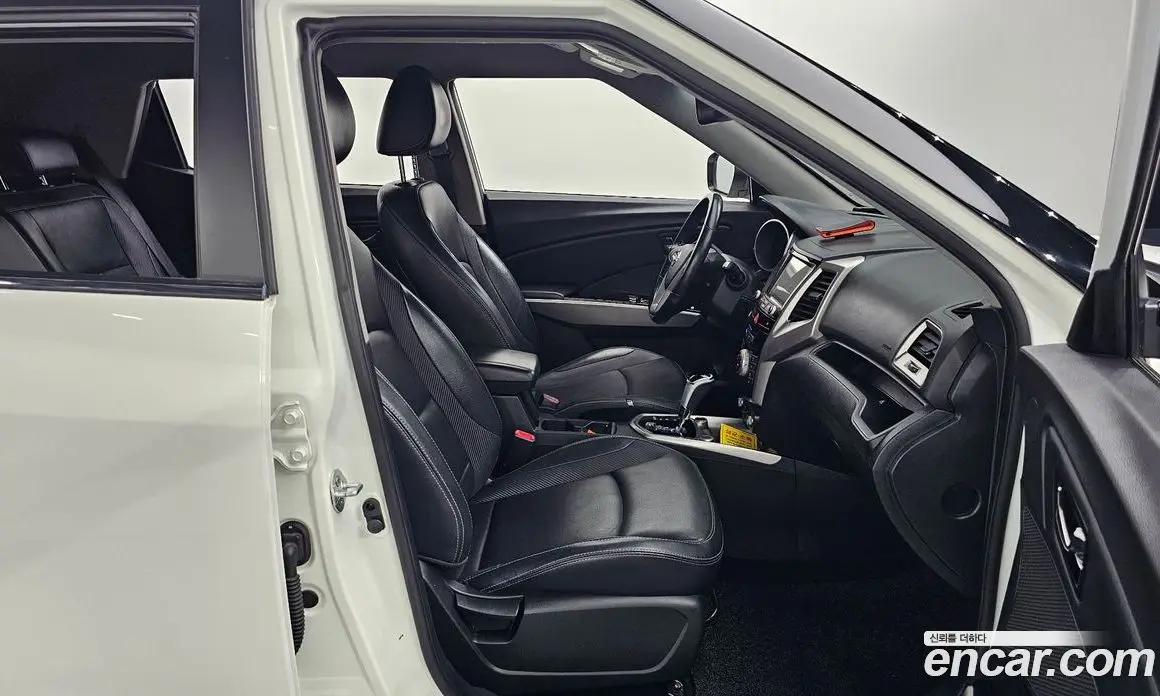 SsangYong TIBOLI 2016 1.6 автомат (гидро), фото 16