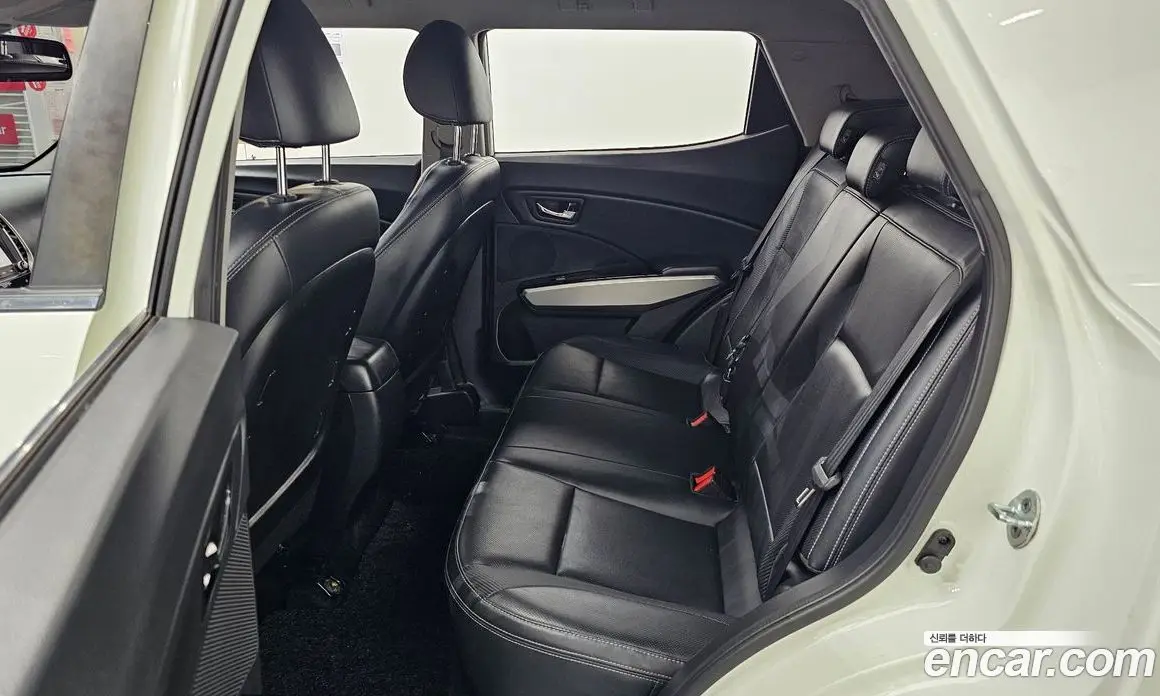 SsangYong TIBOLI 2016 1.6 автомат (гидро), фото 17