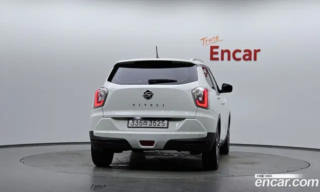 SsangYong TIBOLI 2017 1.6 автомат (гидро), миниатюра 4