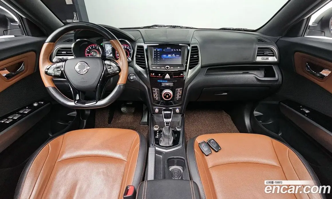 SsangYong TIBOLI 2018 1.6 автомат (гидро), фото 10 SsangYong TIBOLI 2018 1.6 автомат (гидро), фото 10