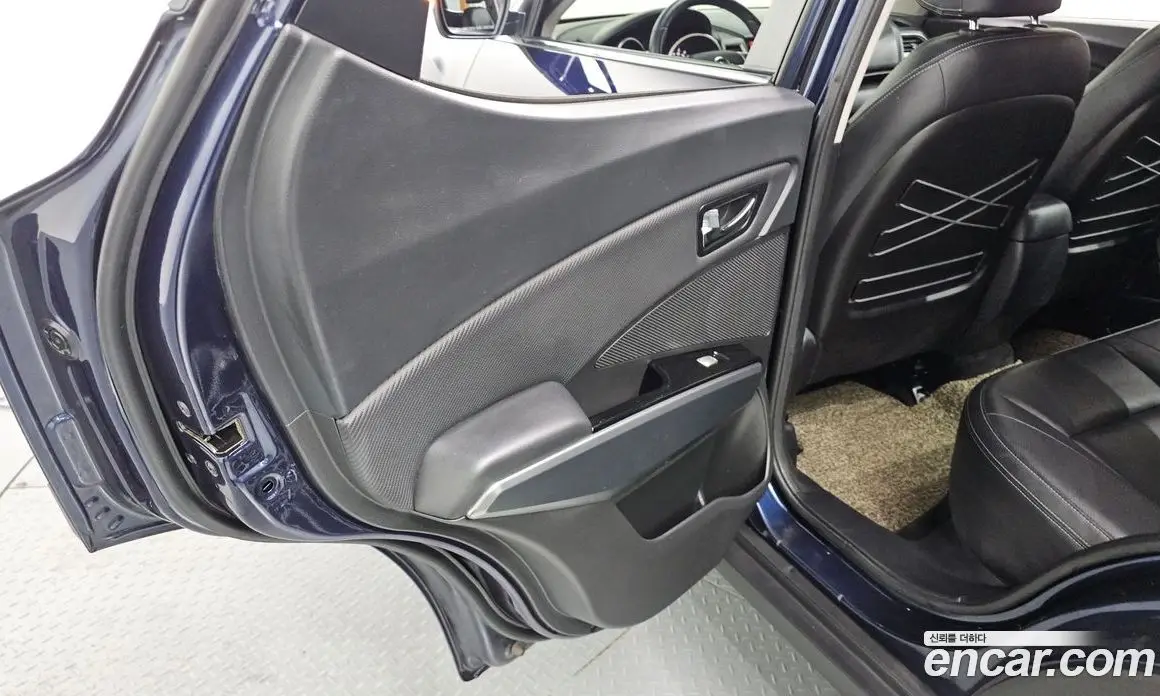 SsangYong TIBOLI 2018 1.6 автомат (гидро), фото 15