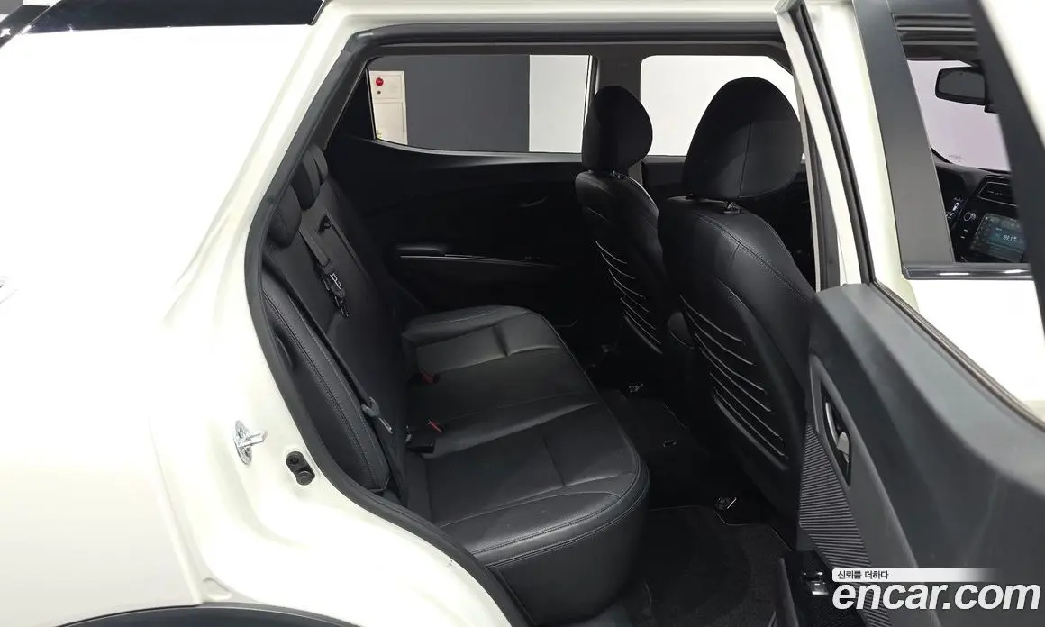 SsangYong TIBOLI 2020 1.6 автомат (гидро), фото 12 SsangYong TIBOLI 2020 1.6 автомат (гидро), фото 12
